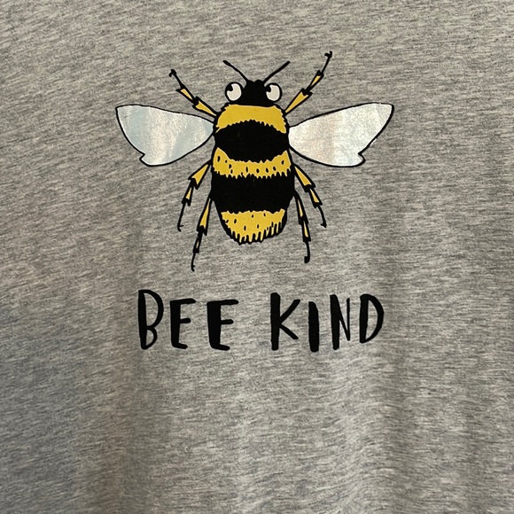Girls Boden Bee Kind Gray Long Sleeve T-shirt size 13-14 Y - Picture 2 of 5